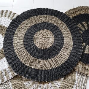 Alternative view of Round Seagrass Black & Tan - Circles - 1m