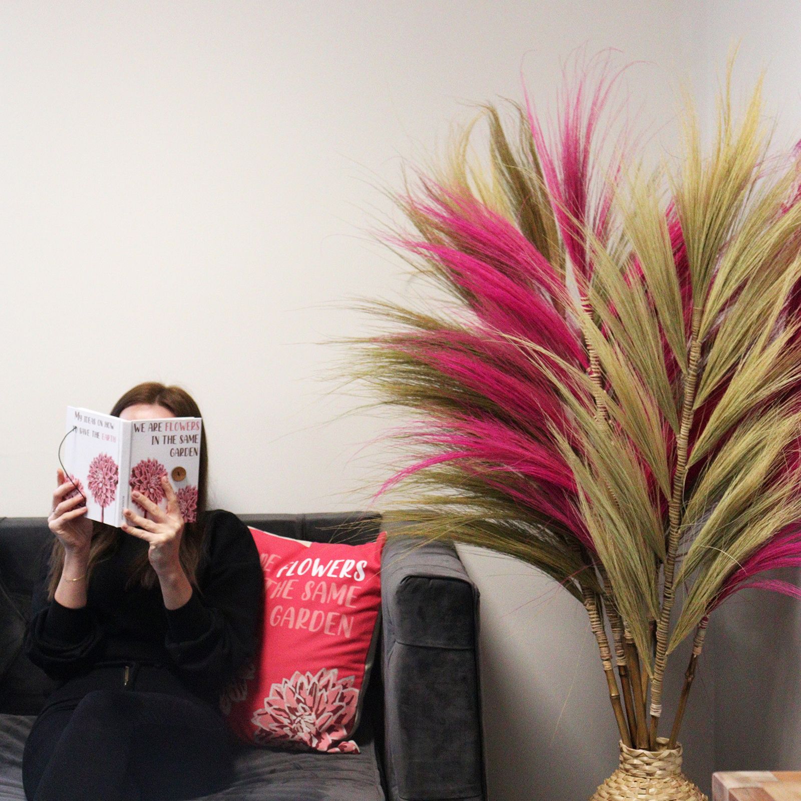 Rayung Grass Pampas Display Pink 1.6m - Image 10